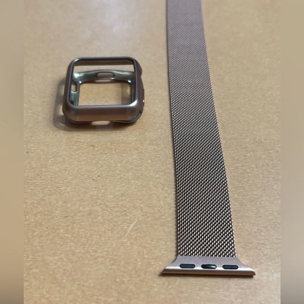 Apple Watch rose gold case, adjustable magnetic Milanese band, 38mm/series 3